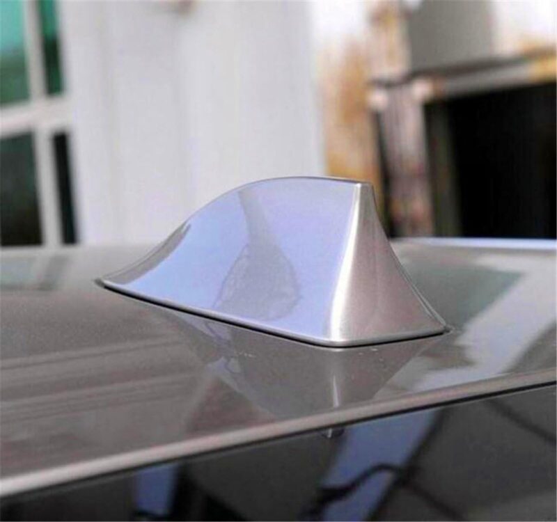 Ornament pentru plafon auto tip „Shark tail” culoare Argintiu